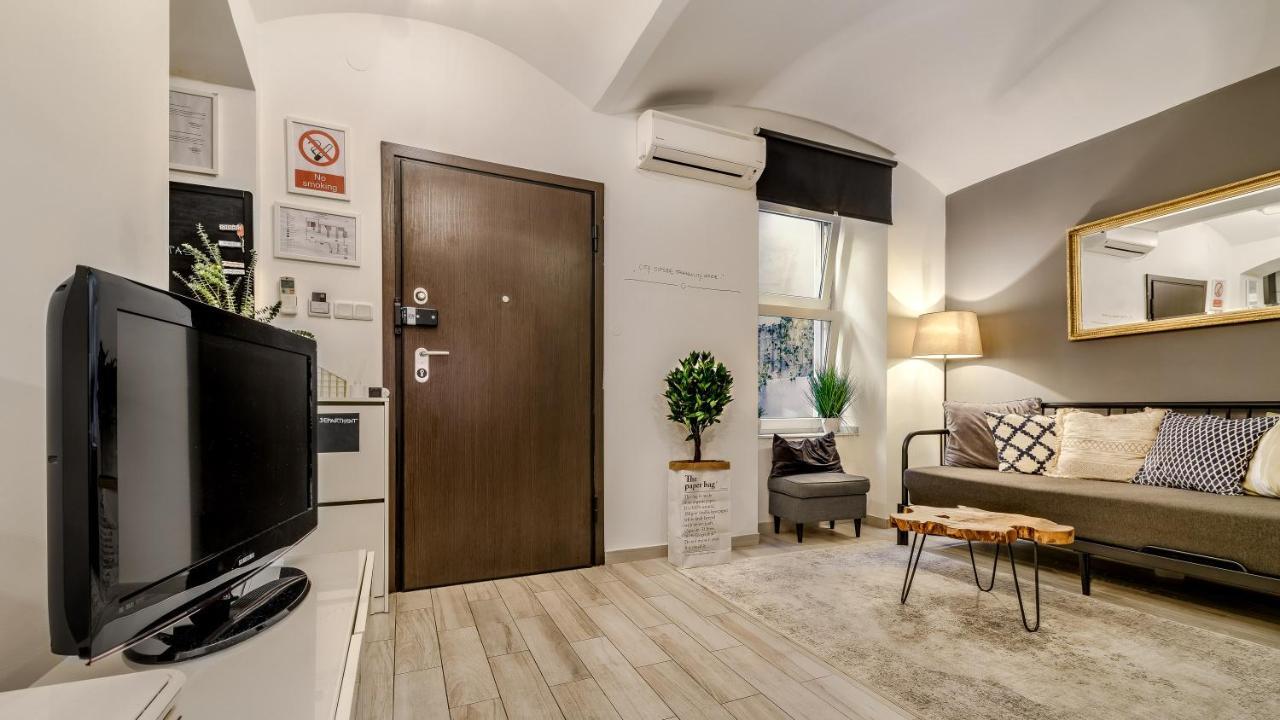 Apartments Santini Загреб Экстерьер фото